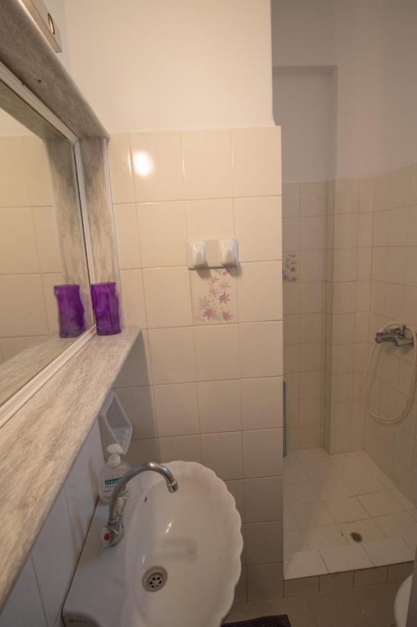 Kiki'S Apartment Veranda Dream Chrisi Akti  Zewnętrze zdjęcie